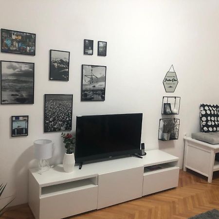 Appartamento La Madre Fiume Esterno foto
