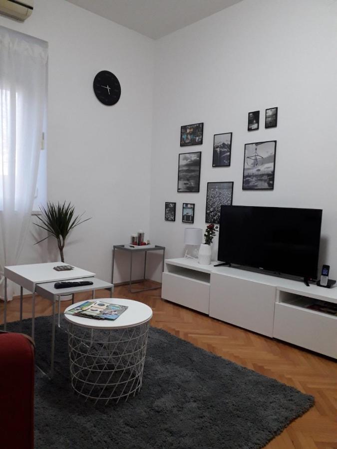 Appartamento La Madre Fiume Esterno foto
