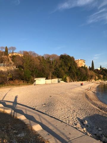 Appartamento La Madre Fiume Esterno foto